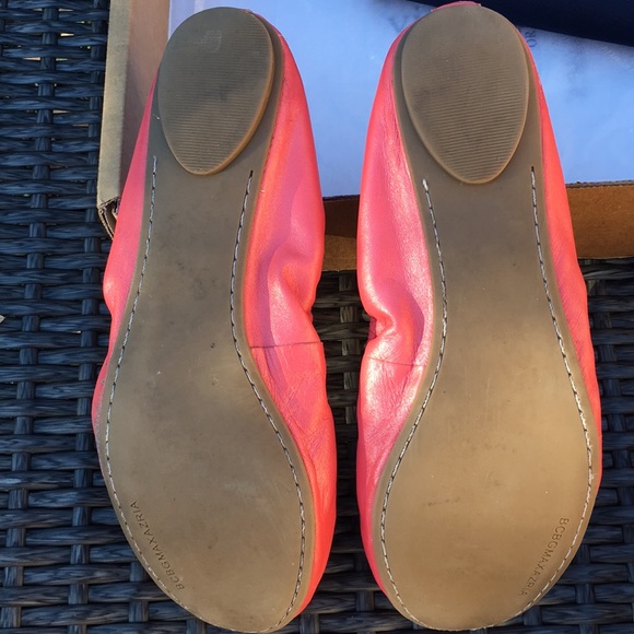 Bcbg flats - Picture 2 of 3